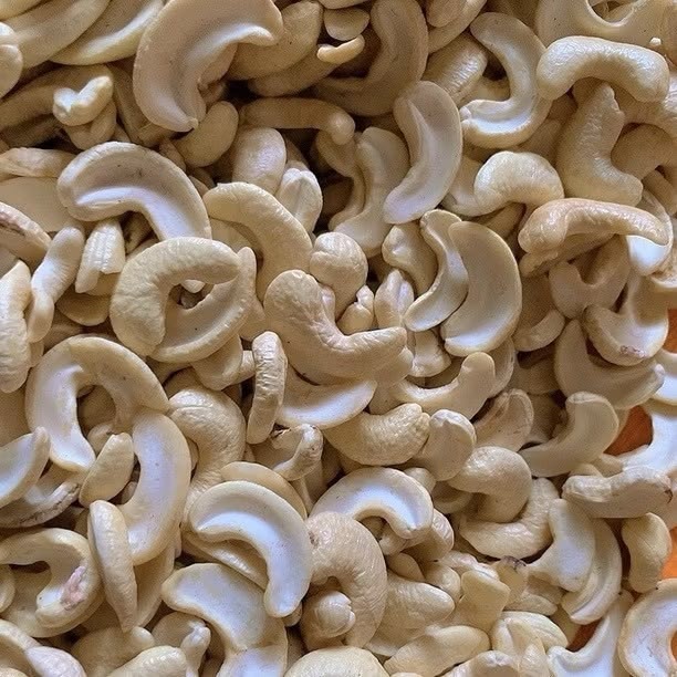 Split Cashews